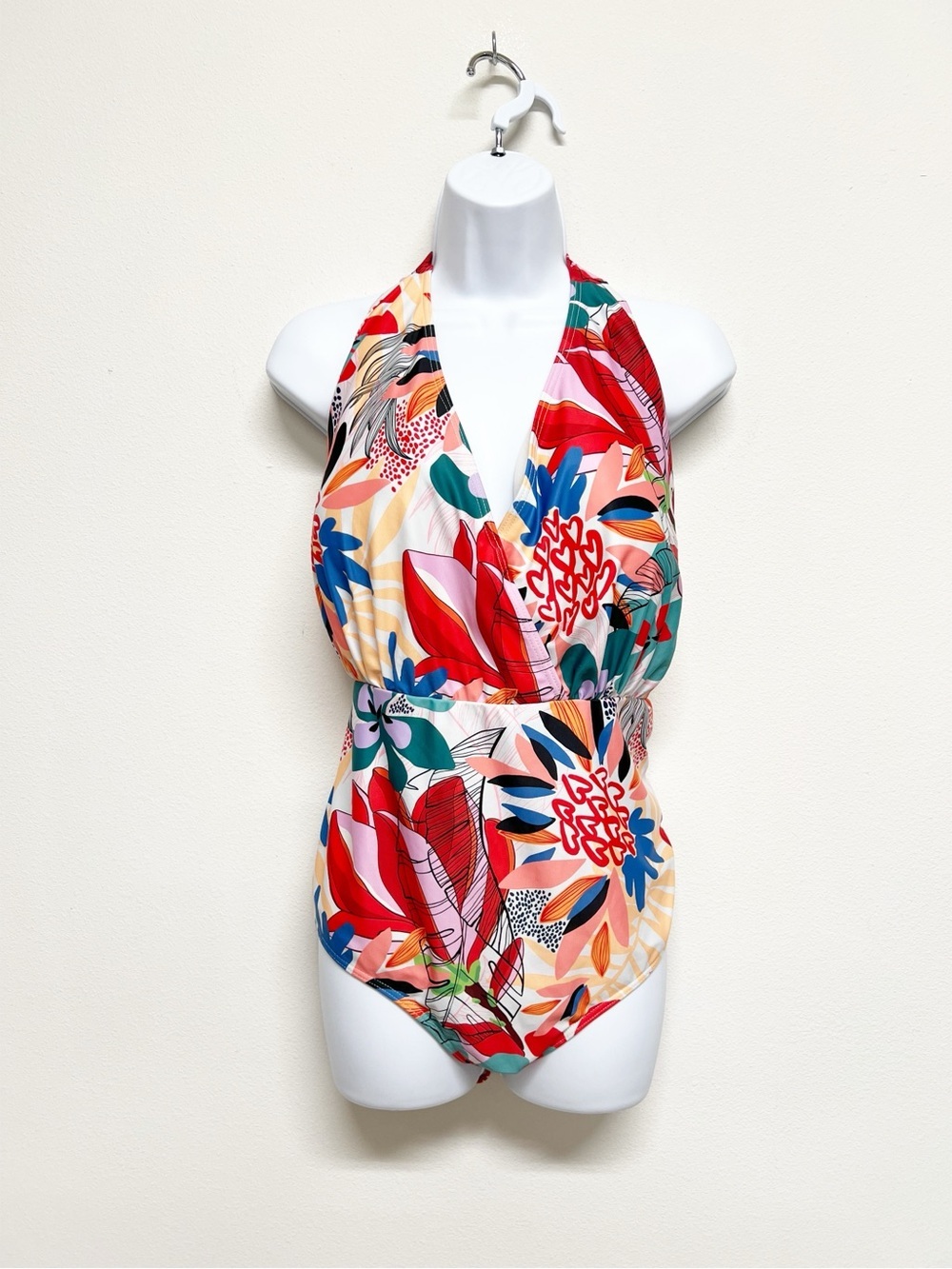 ModCloth Womens Plus Size Floral Tropical Print The Brooke Wrap Swimsuit Size 3X